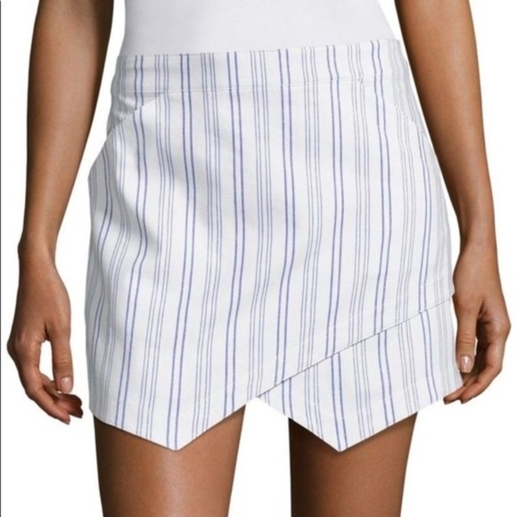 BCBGMAXAZRIA Beckett White Blue Striped Mini Skirt - Picture 1 of 4